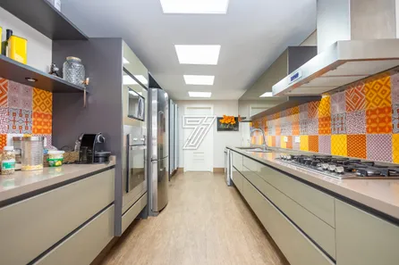 Apartamento com 5 Quartos à venda, 193m² no Água Verde, Curitiba