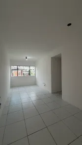 Apartamento com 2 Quartos para alugar, 50m² no Andorinha, Caruaru