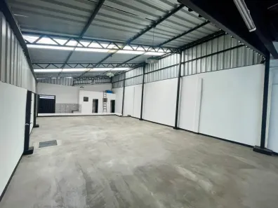 Galpão/Depósito/Armazém para alugar, 180m² no Monsenhor Messias, Belo Horizonte
