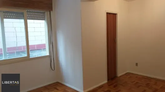 Kitnet à venda, 30m² no Jardim Leopoldina, Porto Alegre