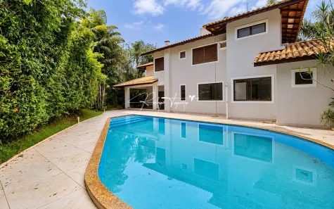 Casa de Condomínio com 4 Quartos à venda, 357m² no Residencial Aldeia do Vale, Goiânia
