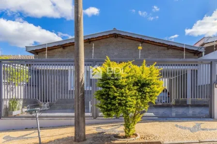 Casa com 3 Quartos à venda, 256m² no Jardim Magnólia, Campinas