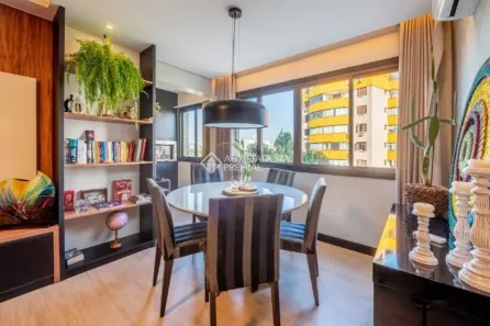 Apartamento com 3 Quartos à venda, 90m² no Santa Cecília, Porto Alegre