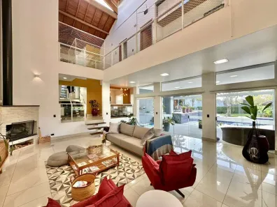 Casa com 4 Quartos à venda, 711m² no Vilarejo, Carapicuíba