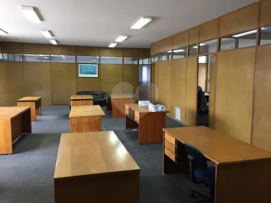 Prédio Comercial para alugar, 1800m² no Bosque da Saúde, São Paulo