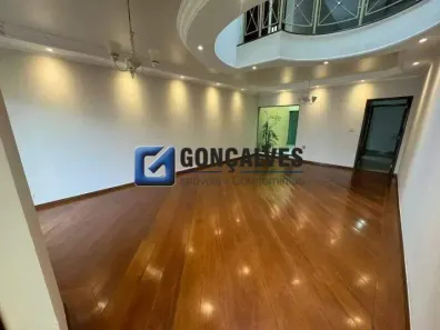 Sobrado com 4 Quartos para alugar, 269m² no Baeta Neves, São Bernardo do Campo