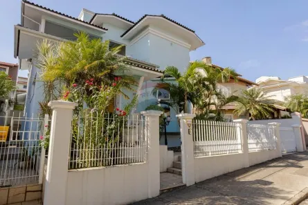 Casa de Condomínio com 5 Quartos à venda, 284m² no João Paulo, Florianópolis