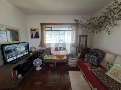 Casa com 3 Quartos à venda, 152m² no Vigilato Pereira, Uberlândia