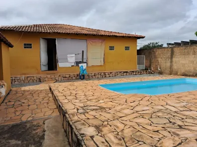 Casa com 4 Quartos à venda, 700m² no Arapoanga, Brasília