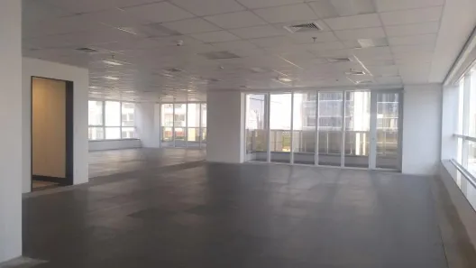 Sala Comercial para alugar, 810m² no Jardim das Acácias, São Paulo