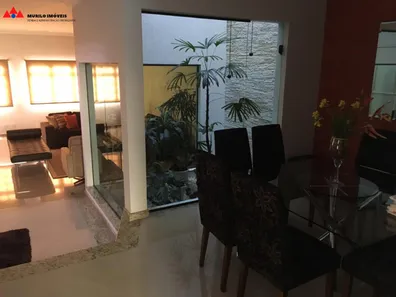 Sobrado com 4 Quartos à venda, 425m² no Vila São Vicente, São Paulo