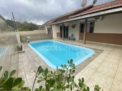 Casa com 2 Quartos para alugar, 166m² no Águas Claras, Brusque