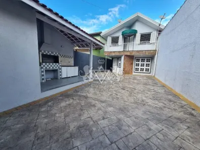 Sobrado com 3 Quartos à venda, 124m² no Jardim Terralão, Caraguatatuba