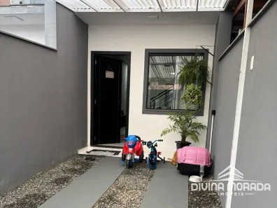 Casa com 2 Quartos à venda, 62m² no Vila Nova, Joinville