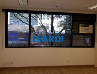 Ponto Comercial à venda, 28m² no Vila Olímpia, São Paulo