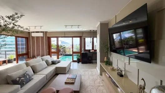Cobertura com 3 Quartos à venda, 209m² no Chácara das Pedras, Porto Alegre