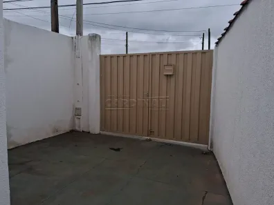 Casa com 2 Quartos para alugar, 50m² no Jardim Maria Luiza, Araraquara