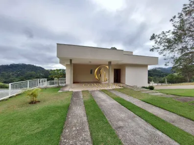 Casa de Condomínio com 3 Quartos à venda, 237m² no Tampanhão, Jambeiro