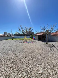 Lote/Terreno à venda, 900m² no Armação, Penha