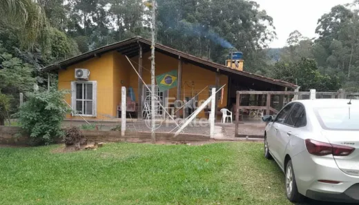 Fazenda/Sítio com 3 Quartos à venda, 120m² no , Maquiné