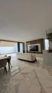 Casa de Condomínio com 3 Quartos para venda ou aluguel, 200m² no Tamboré, Santana de Parnaíba