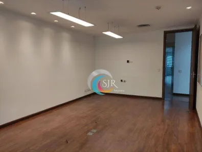 Sala Comercial para alugar, 136m² no Cidade Monções, São Paulo