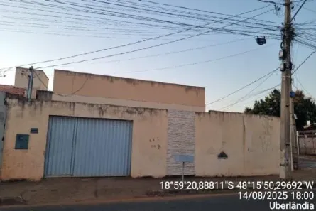 Casa com 2 Quartos à venda, 108m² no Shopping Park, Uberlândia