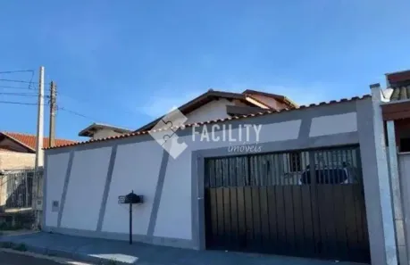 Casa com 4 Quartos à venda, 250m² no Jardim García, Campinas