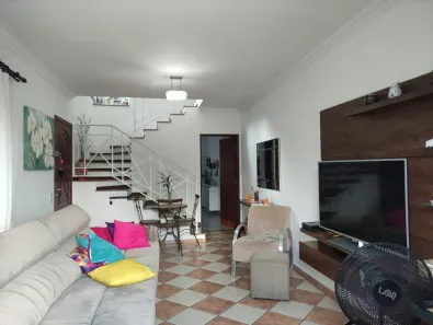 Casa com 3 Quartos para alugar, 180m² no Jardim Ester Yolanda, São Paulo