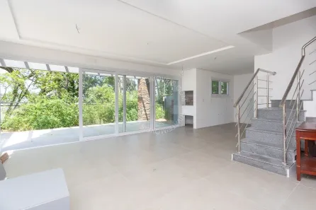 Casa de Condomínio com 4 Quartos para alugar, 336m² no Pedra Redonda, Porto Alegre