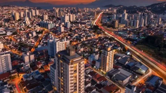 Apartamento com 3 Quartos à venda, 179m² no Barreiros, São José