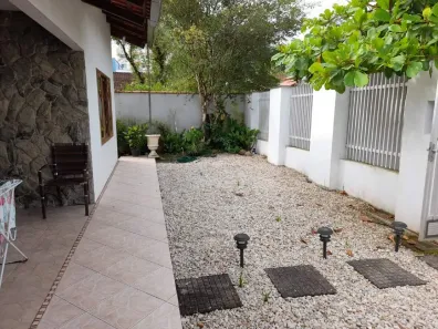 Casa com 3 Quartos à venda, 210m² no Barra do Rio Cerro, Jaraguá do Sul