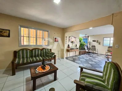 Casa com 5 Quartos à venda, 170m² no Lagoa Nova, Natal