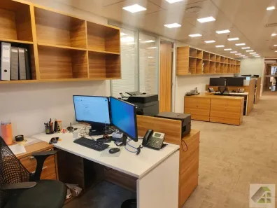 Sala Comercial com 1 Quarto para alugar, 214m² no Vila Olímpia, São Paulo