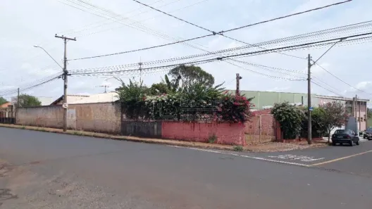 Casa com 3 Quartos à venda, 240m² no Jardim Arco-Íris, Araraquara