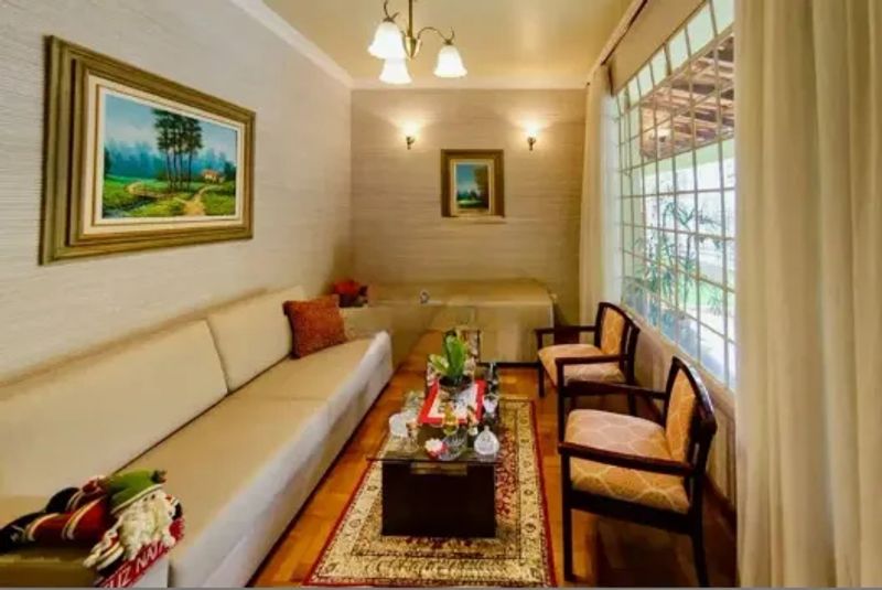 Casa com 3 quartos — Serra, Belo Horizonte