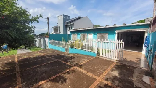 Casa com 3 Quartos à venda, 142m² no Centro, Toledo