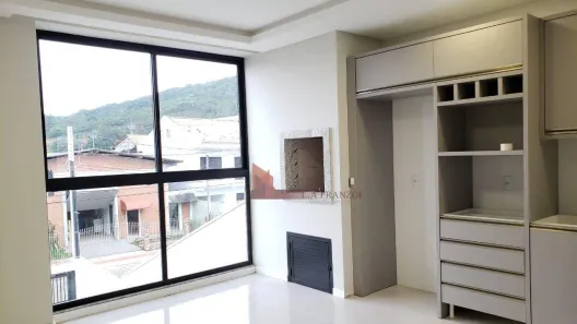 Apartamento com 2 Quartos para alugar, 80m² no Carvalho, Itajaí