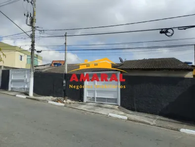 Casa com 3 Quartos à venda, 18m² no Parque Santa Rosa, Suzano