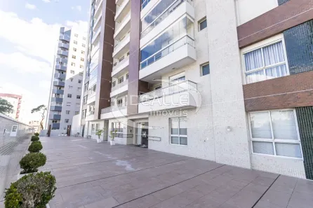 Apartamento com 3 Quartos para alugar, 108m² no Portão, Curitiba