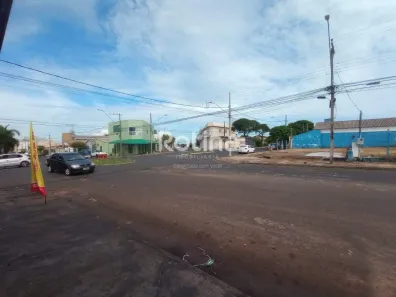 Lote/Terreno para alugar, 514m² no Tibery, Uberlândia