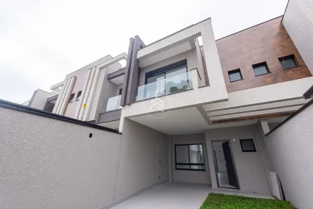 Sobrado com 3 Quartos à venda, 135m² no Santo Inácio, Curitiba