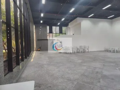Ponto Comercial para alugar, 257m² no Cidade Monções, São Paulo