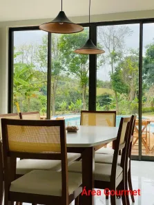 Casa com 3 Quartos para alugar, 250m² no Anel, Viçosa