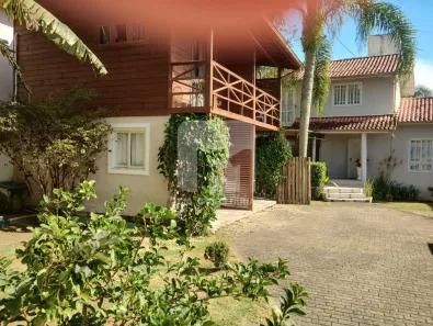 Casa com 2 Quartos à venda, 232m² no Lagoa da Conceição, Florianópolis