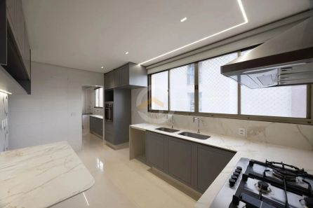 Apartamento com 4 Quartos à venda, 238m² no Setor Bueno, Goiânia