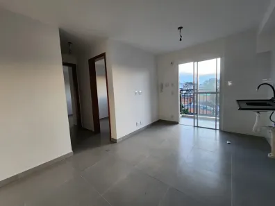Apartamento com 2 Quartos para alugar, 26m² no Jardim Santa Lucrécia, São Paulo