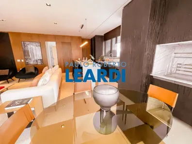 Apartamento com 2 Quartos à venda, 137m² no Vila Nova Conceição, São Paulo