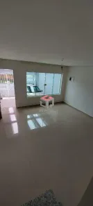Sobrado com 2 Quartos à venda, 142m² no Vila Pires, Santo André