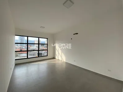 Sala Comercial para alugar, 28m² no Vila Mogilar, Mogi das Cruzes
